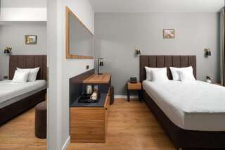 Отель Labirint Hotel Бухарест Стандартный двухместный номер с 1 кроватью или 2 отдельными кроватями-11