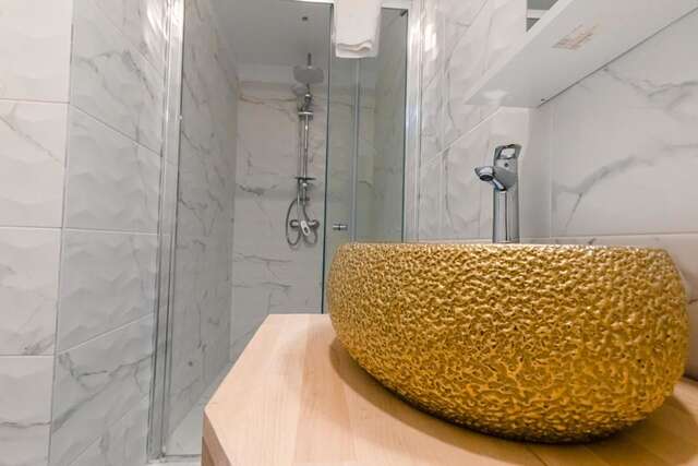 Отель Labirint Hotel Бухарест-24